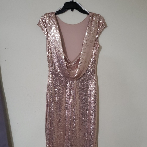 dress color rose gold